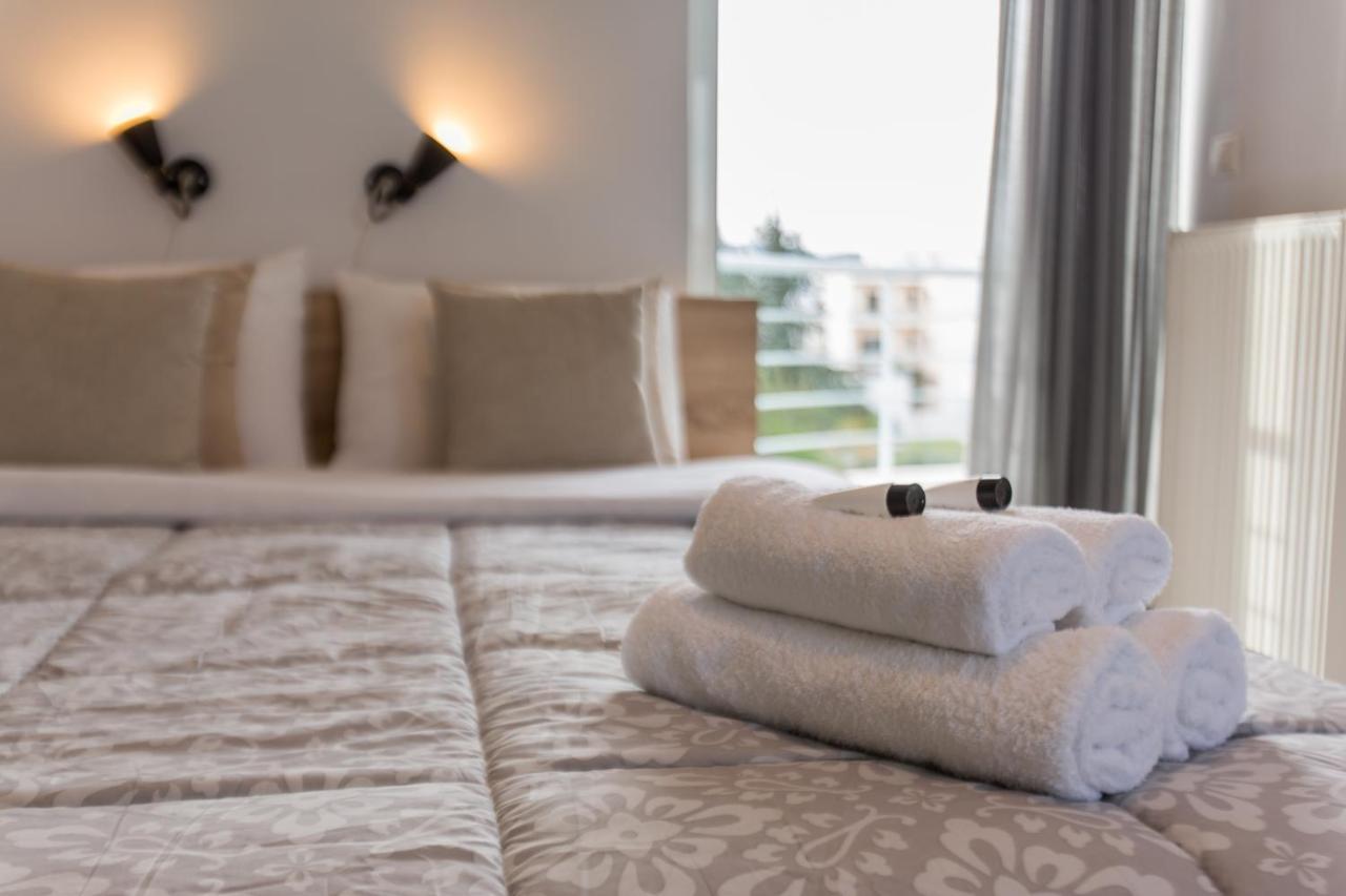 Apartament Nathaniel Athens Airport Spáta