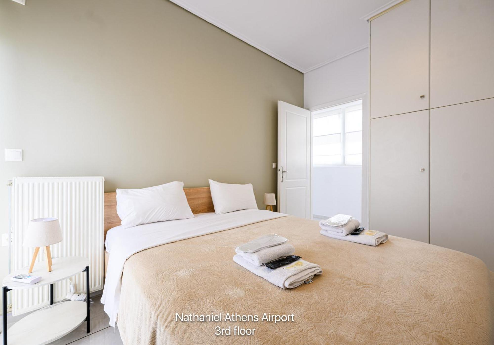 Nathaniel Athens Airport Apartment